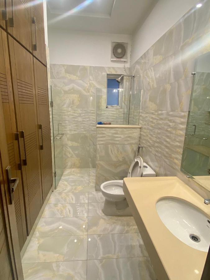 Luxury Guest House In Bahria Town Rawalpindi Exteriör bild