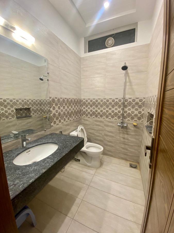 Luxury Guest House In Bahria Town Rawalpindi Exteriör bild