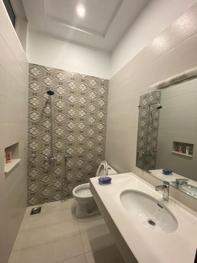 Luxury Guest House In Bahria Town Rawalpindi Exteriör bild