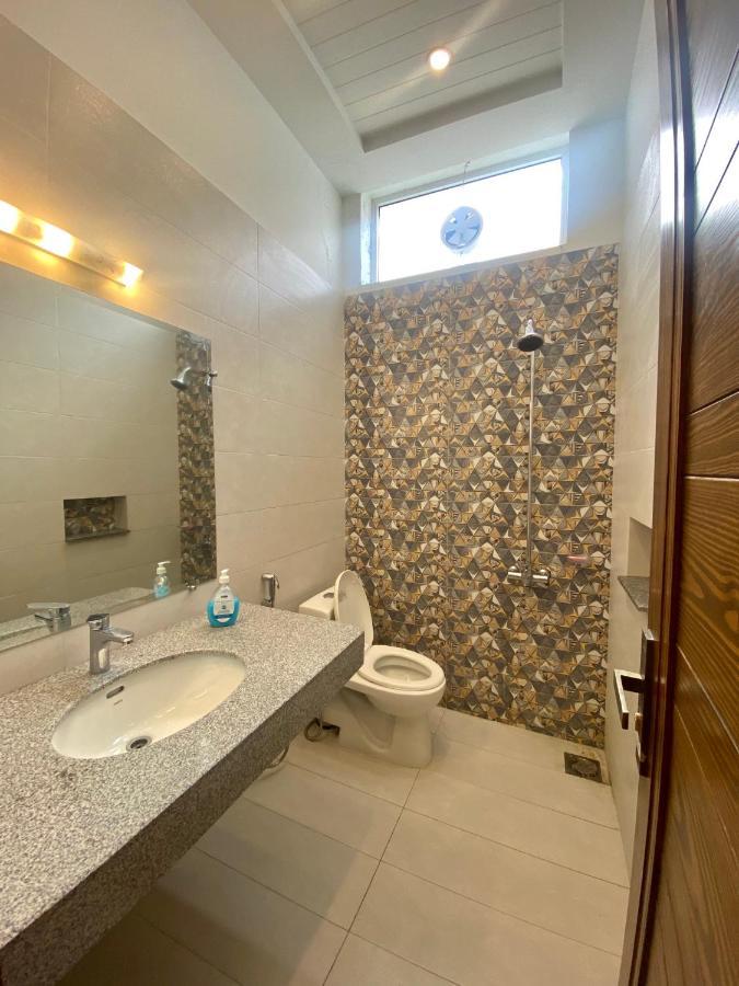 Luxury Guest House In Bahria Town Rawalpindi Exteriör bild