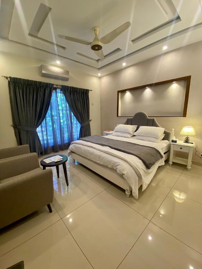 Luxury Guest House In Bahria Town Rawalpindi Exteriör bild