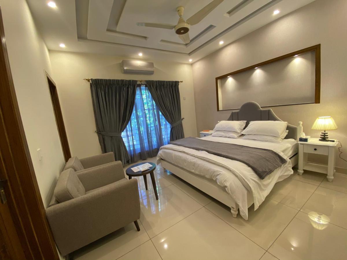 Luxury Guest House In Bahria Town Rawalpindi Exteriör bild