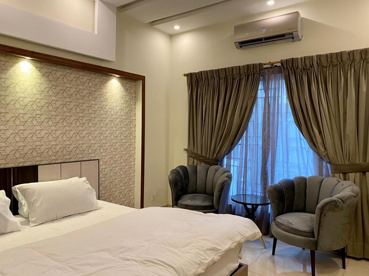 Luxury Guest House In Bahria Town Rawalpindi Exteriör bild